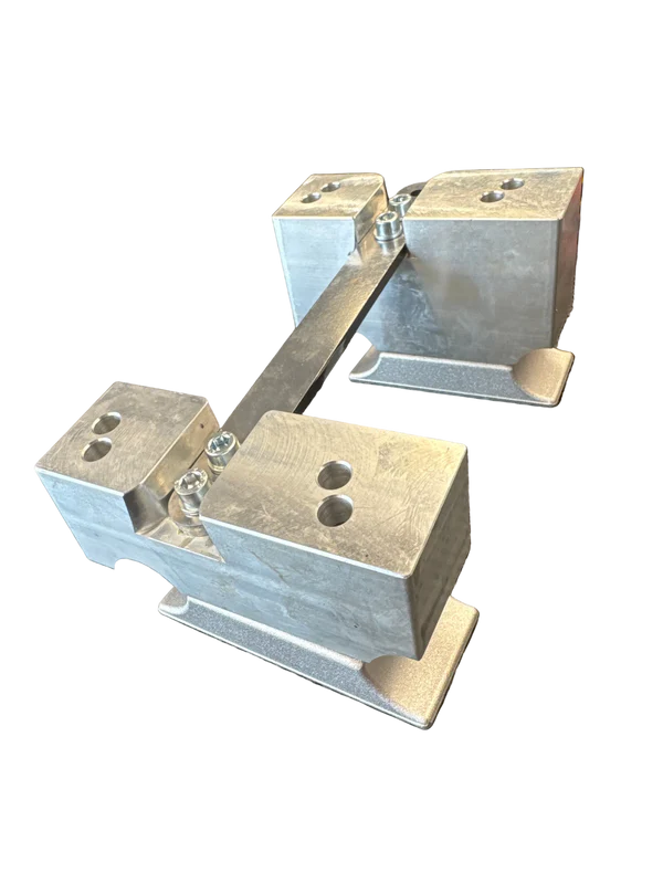 ALUMINIUM ENGINE MOUNT with screws and brakets - Tillotson T4